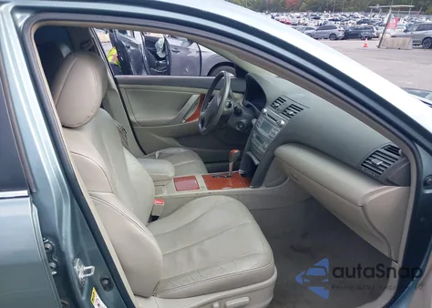 2009 Toyota Camry Xle z USA, uszkodzony, nr VIN 4T4BE46K19R132220